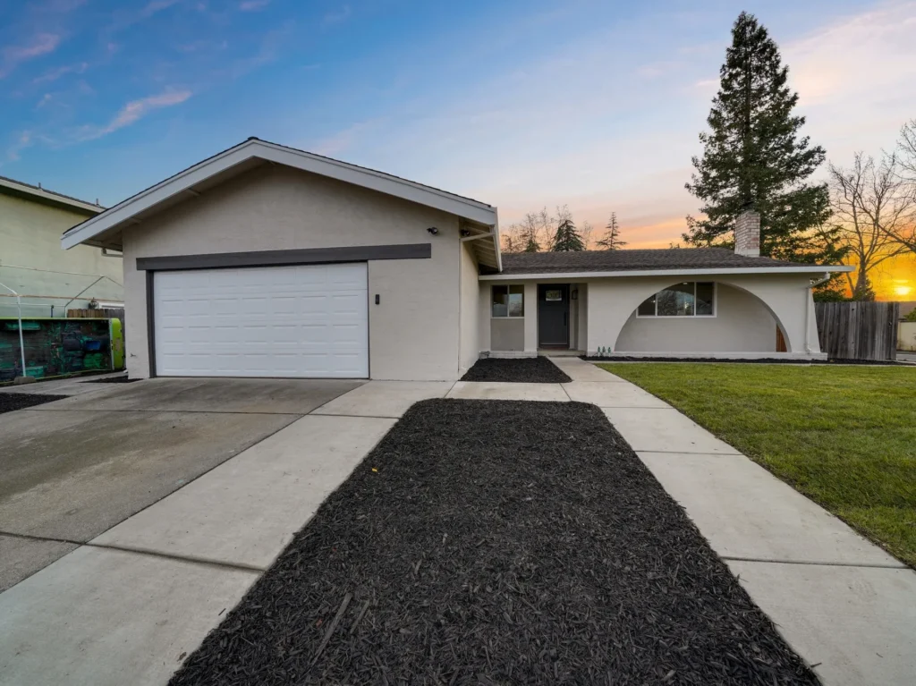 Twilight real estate exterior photography Northern California — Sparks Media Group